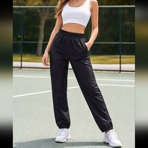 Ladies Court Club nylon lined pants size 30